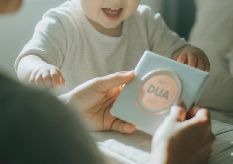 Mit Liebe für unsere Babys, Babyartikel von by DUA
